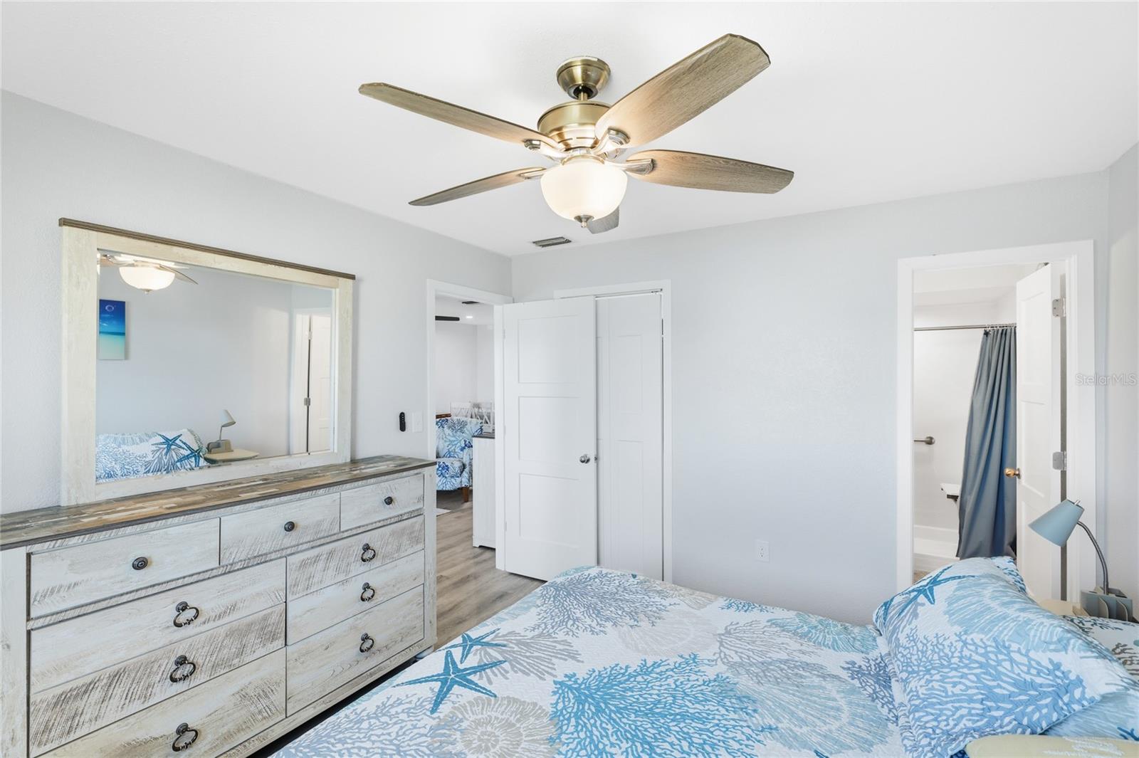 HERON POINTE - Residential