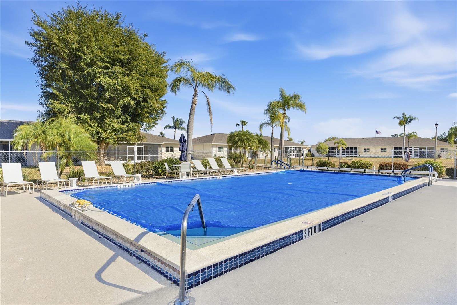 HERON POINTE - Residential