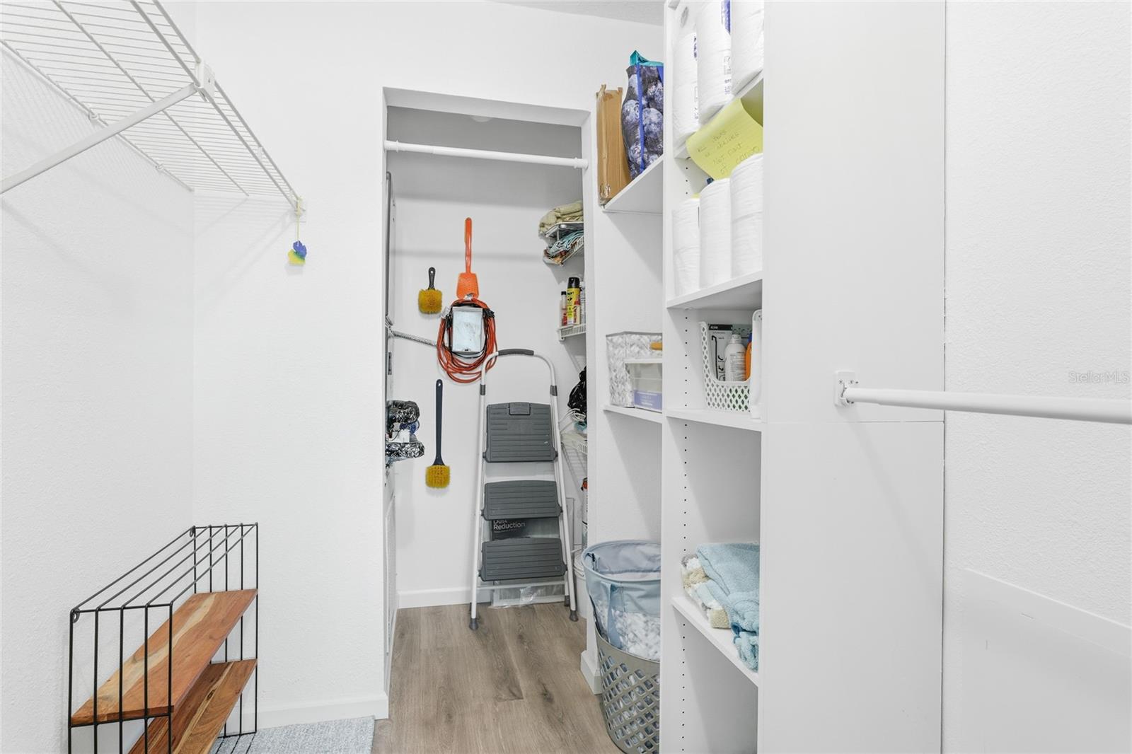 HERON POINTE - Residential