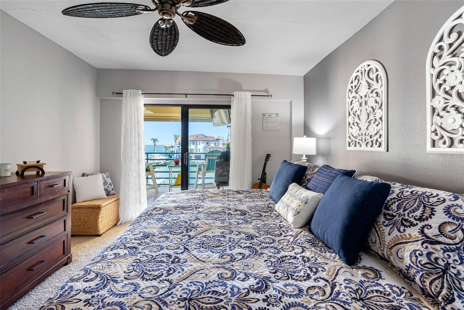 ANCHOR COVE 1 CONDO - Residential