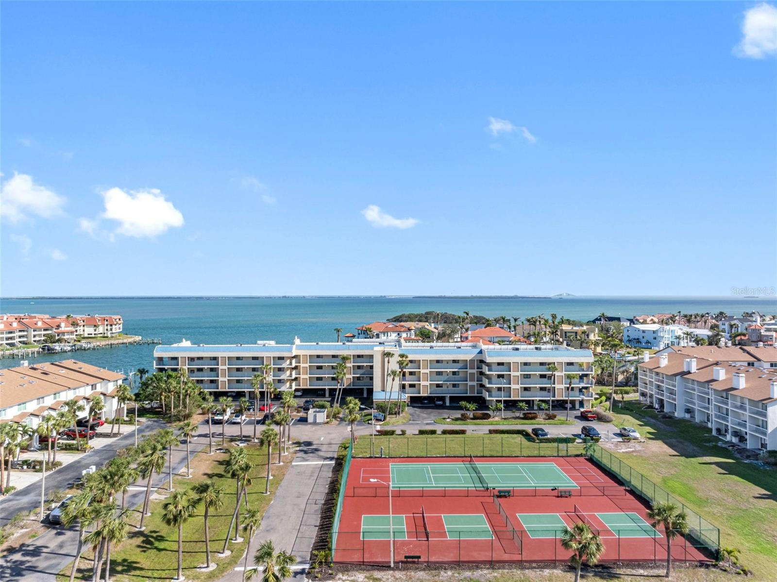 ANCHOR COVE 1 CONDO - Residential