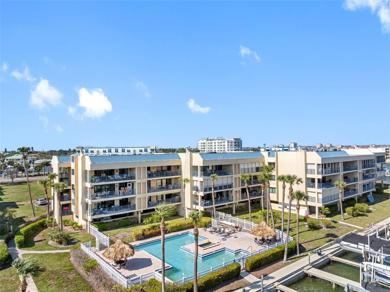 ANCHOR COVE 1 CONDO - Residential