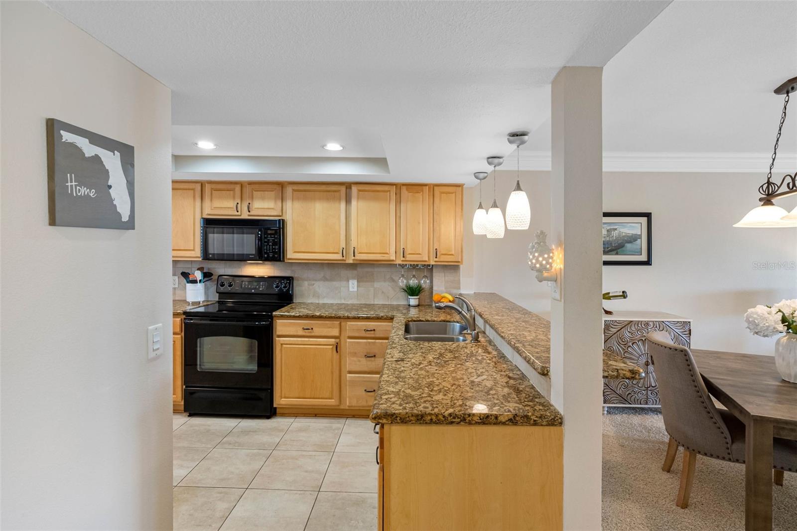 ANCHOR COVE 1 CONDO - Residential