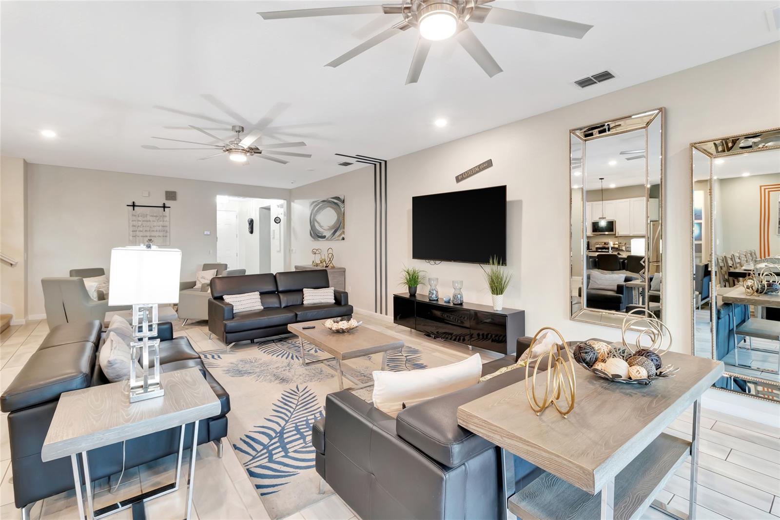 VERANDA PALMS PH 2B2-2C - Residential