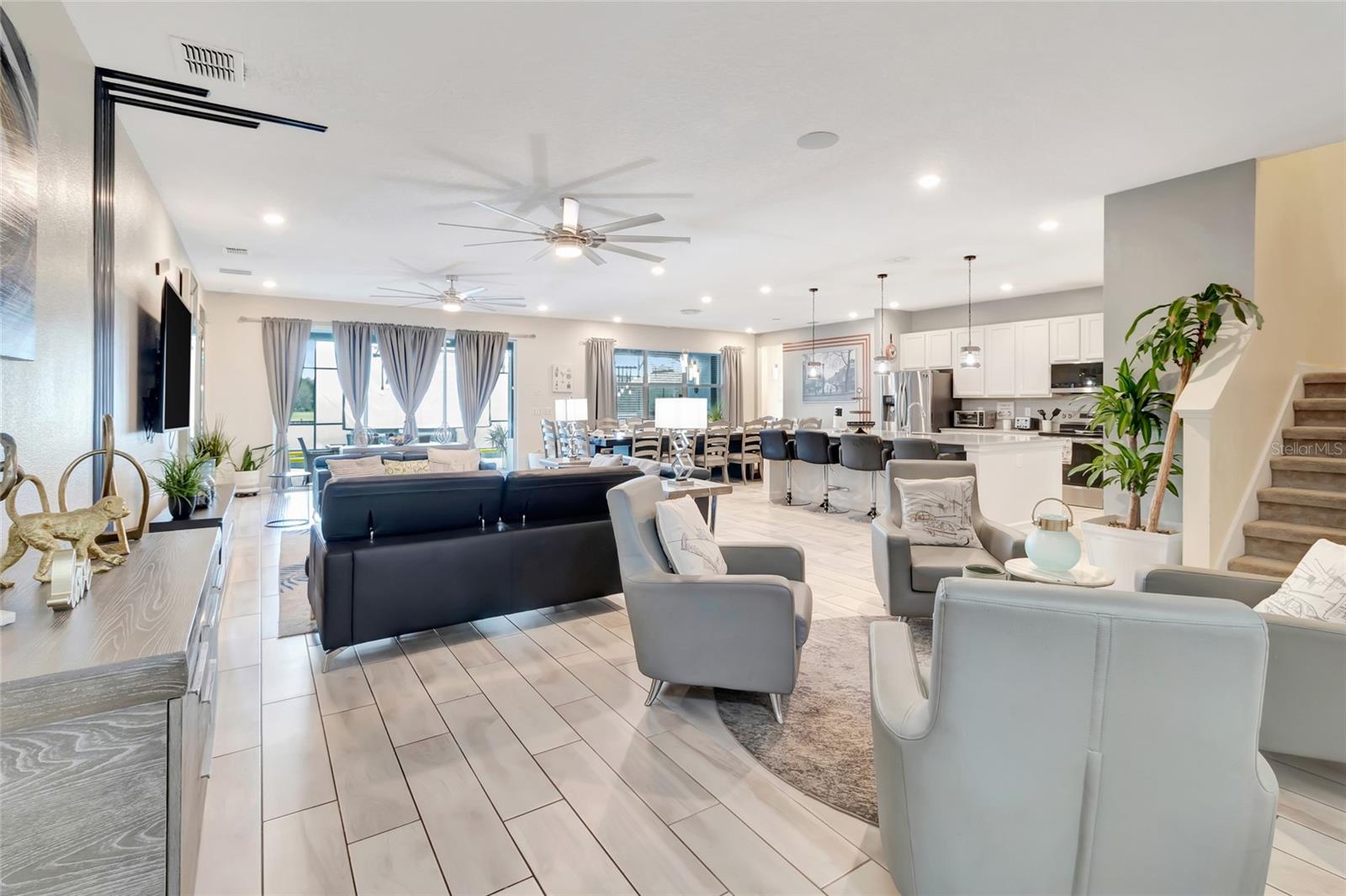 VERANDA PALMS PH 2B2-2C - Residential