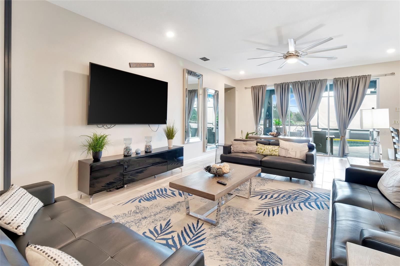 VERANDA PALMS PH 2B2-2C - Residential