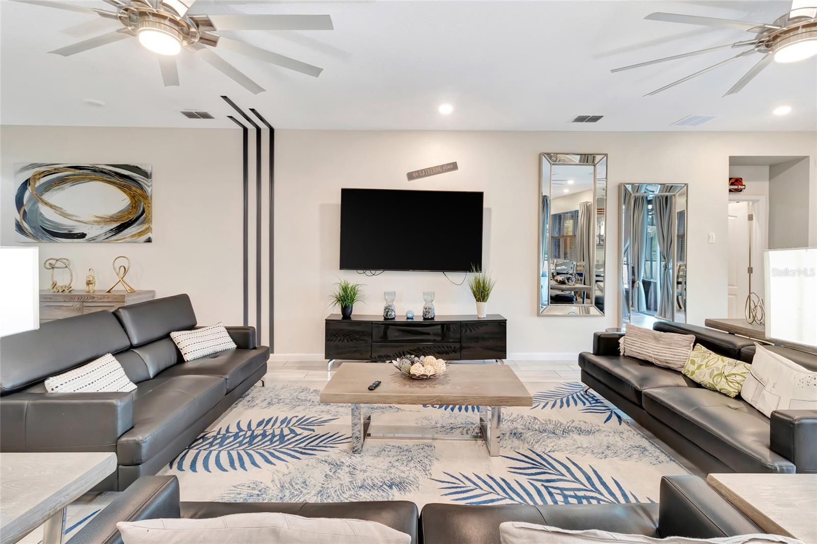 VERANDA PALMS PH 2B2-2C - Residential