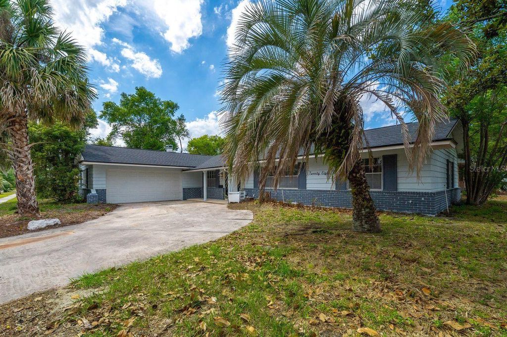 Photo of 2817 Arrow Lane, Orlando, FL 32808 (MLS # O6414064)