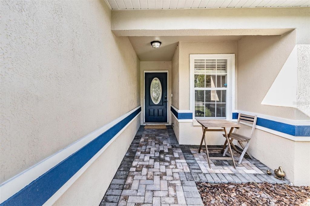Photo of 106 Winston Manor Circle, Seffner, FL 33584 (MLS # TB8434994)