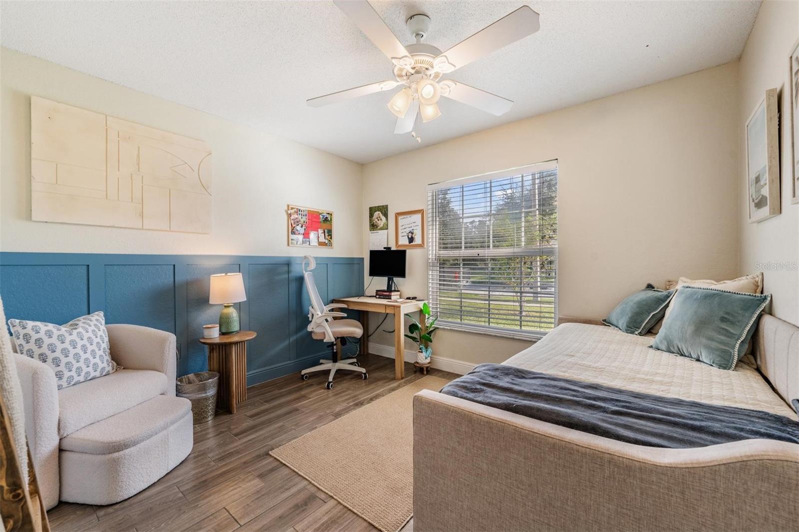 WINSTON MANOR - Residential