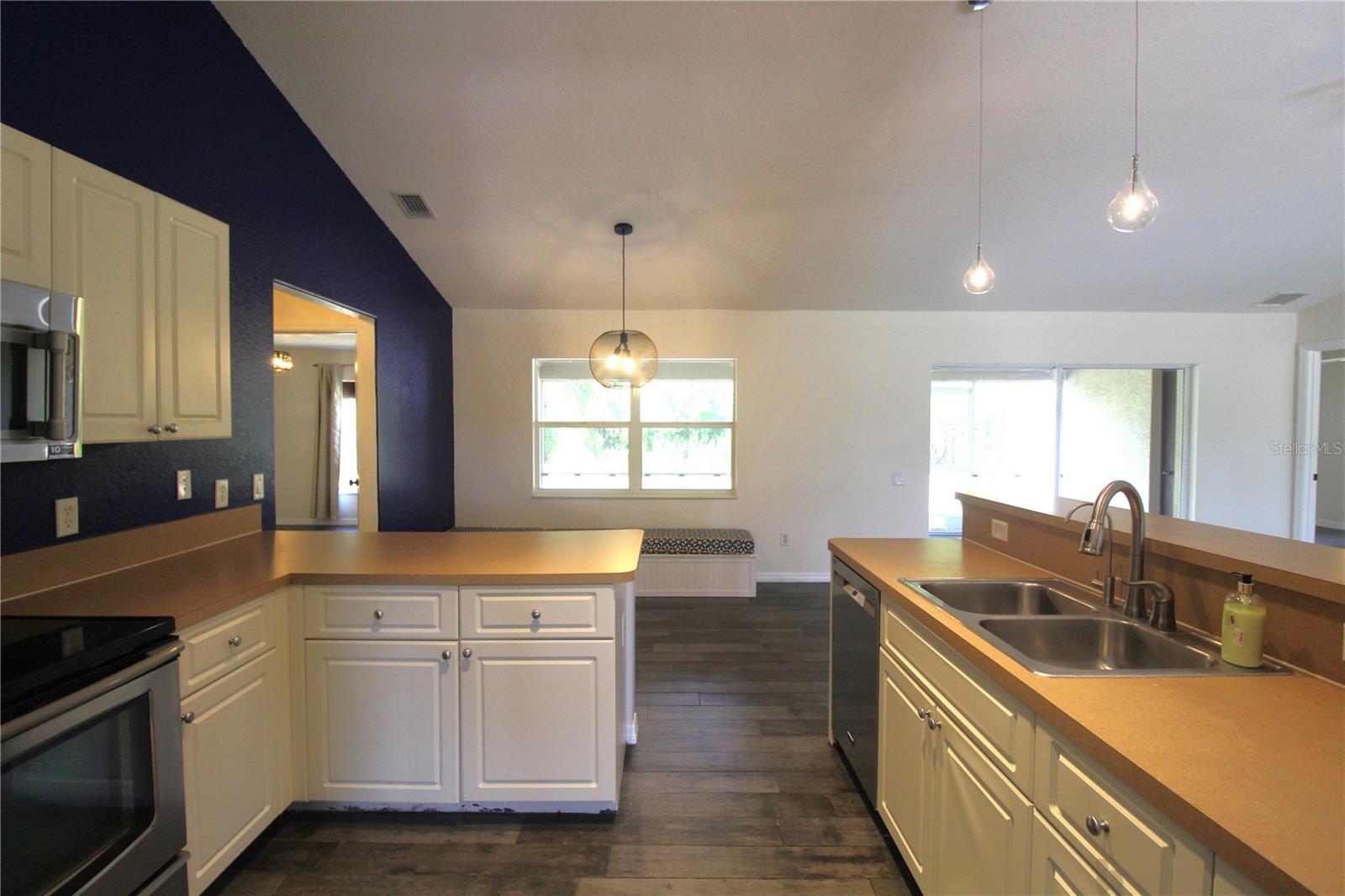 PORT CHARLOTTE SEC 048 - Residential Lease