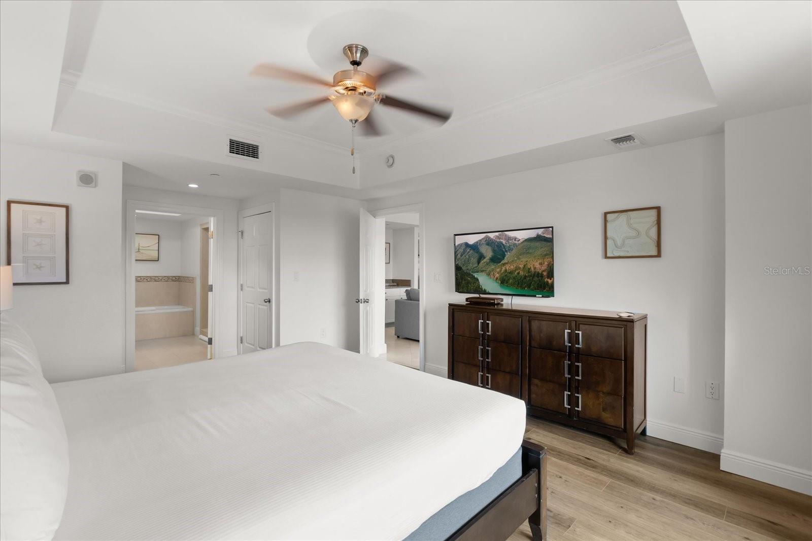 REUNION GRANDE CONDO - Residential