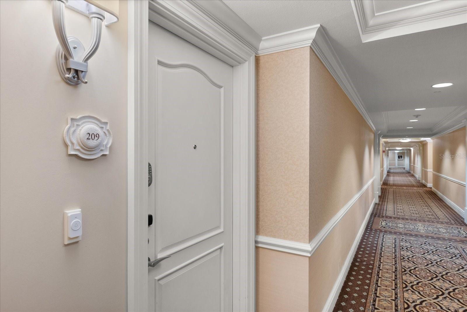 REUNION GRANDE CONDO - Residential