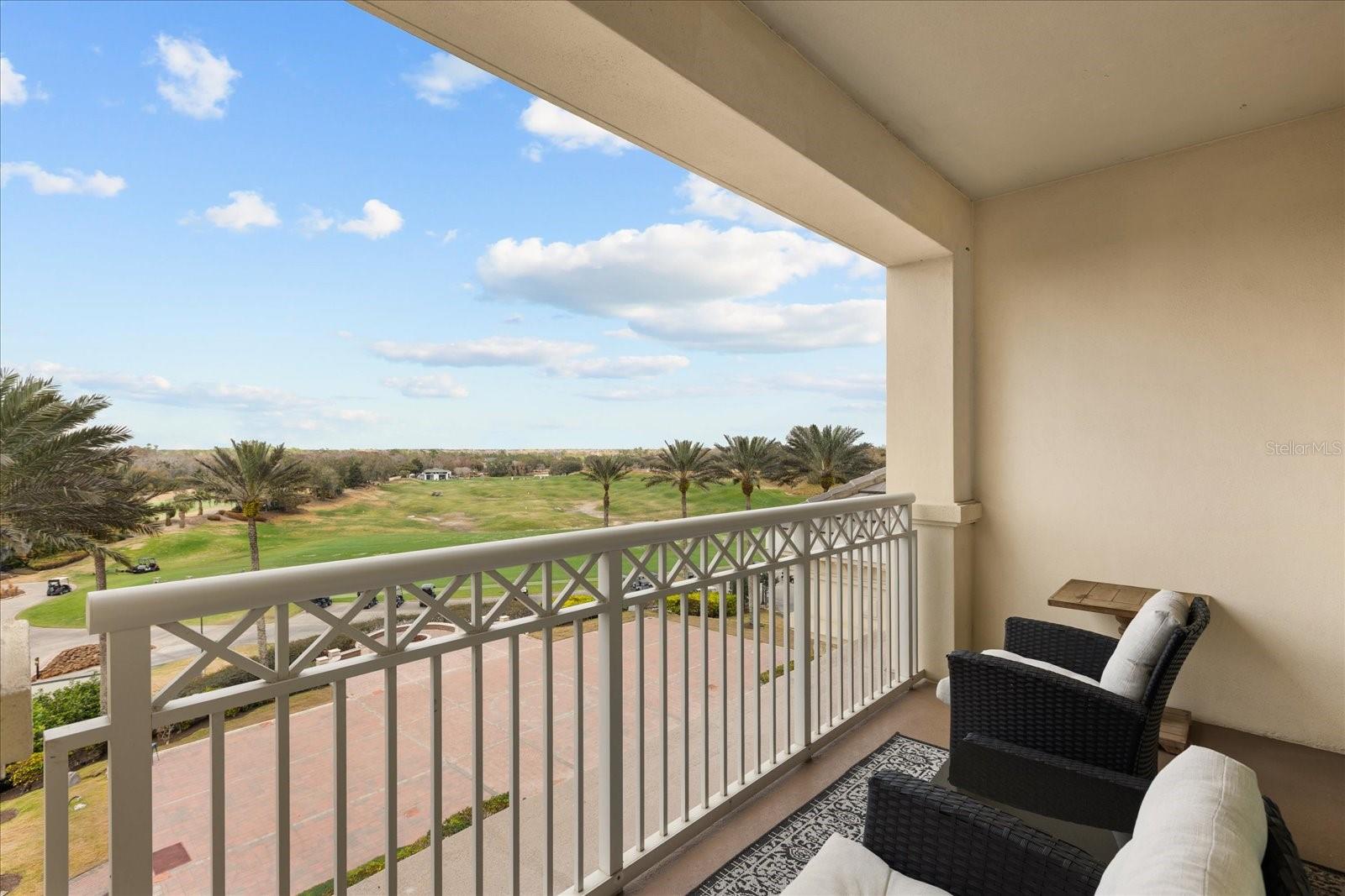 REUNION GRANDE CONDO - Residential