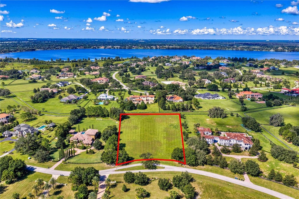 Photo of 10648 Broadland Pass, Thonotosassa, FL 33592 (MLS # TB8558668)