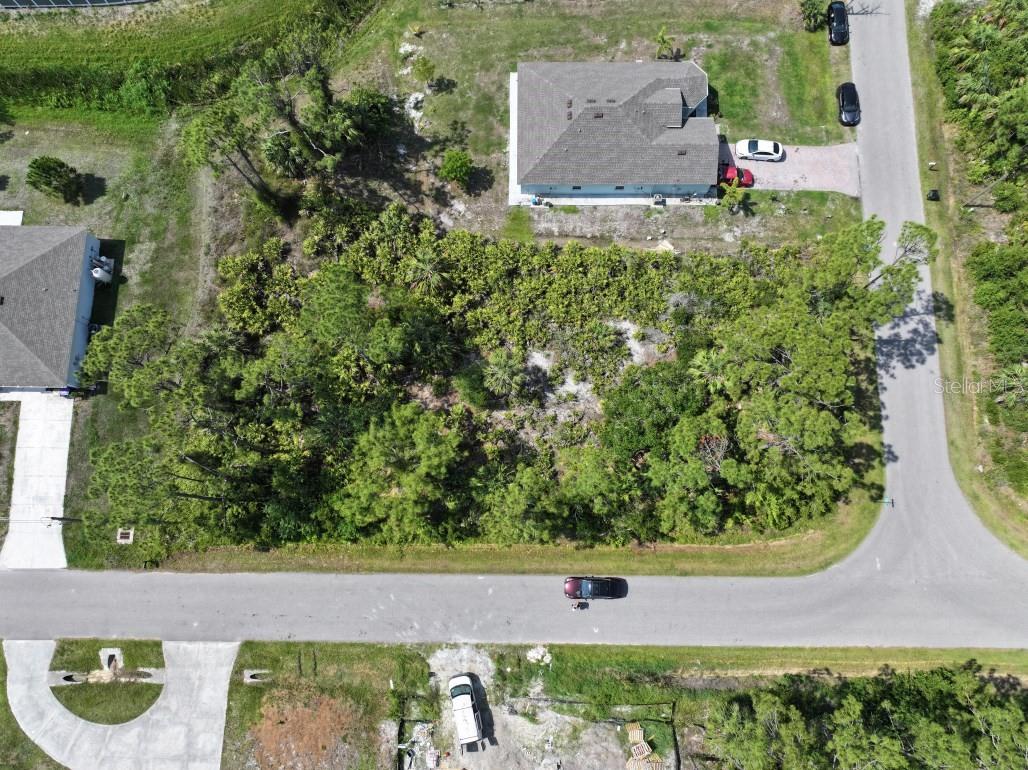 PORT CHARLOTTE SUB 09 - Land