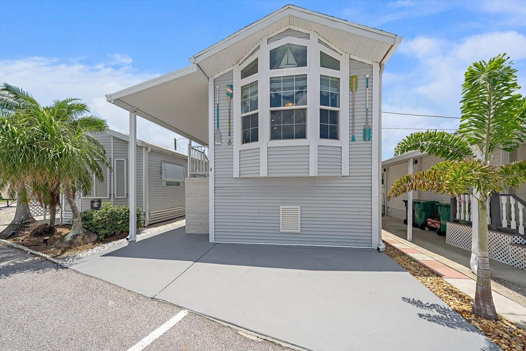 Photo of 4 Basin Street, Palmetto, FL 34221 (MLS # A4701028)