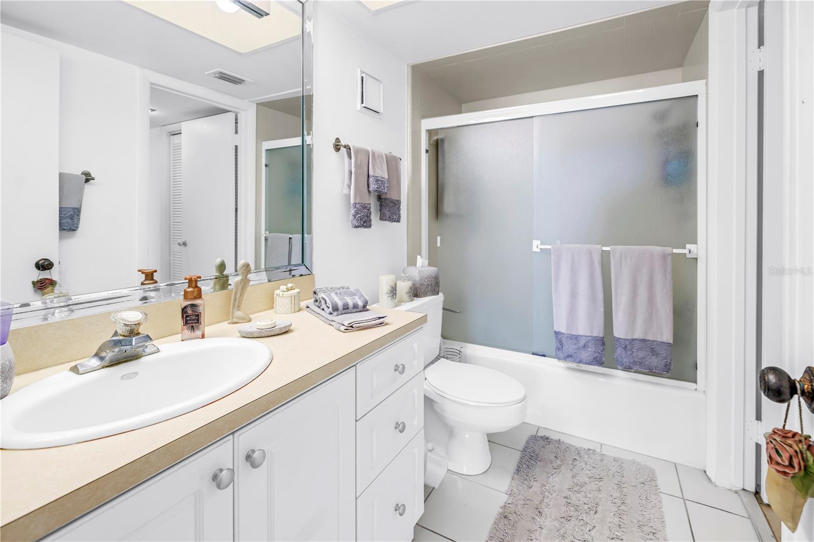 BAYWAY ISLES POINT BRITTANY SIX - Residential