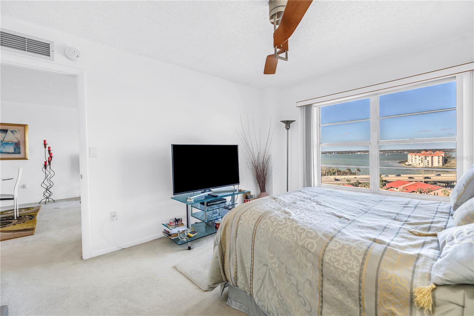 BAYWAY ISLES POINT BRITTANY SIX - Residential