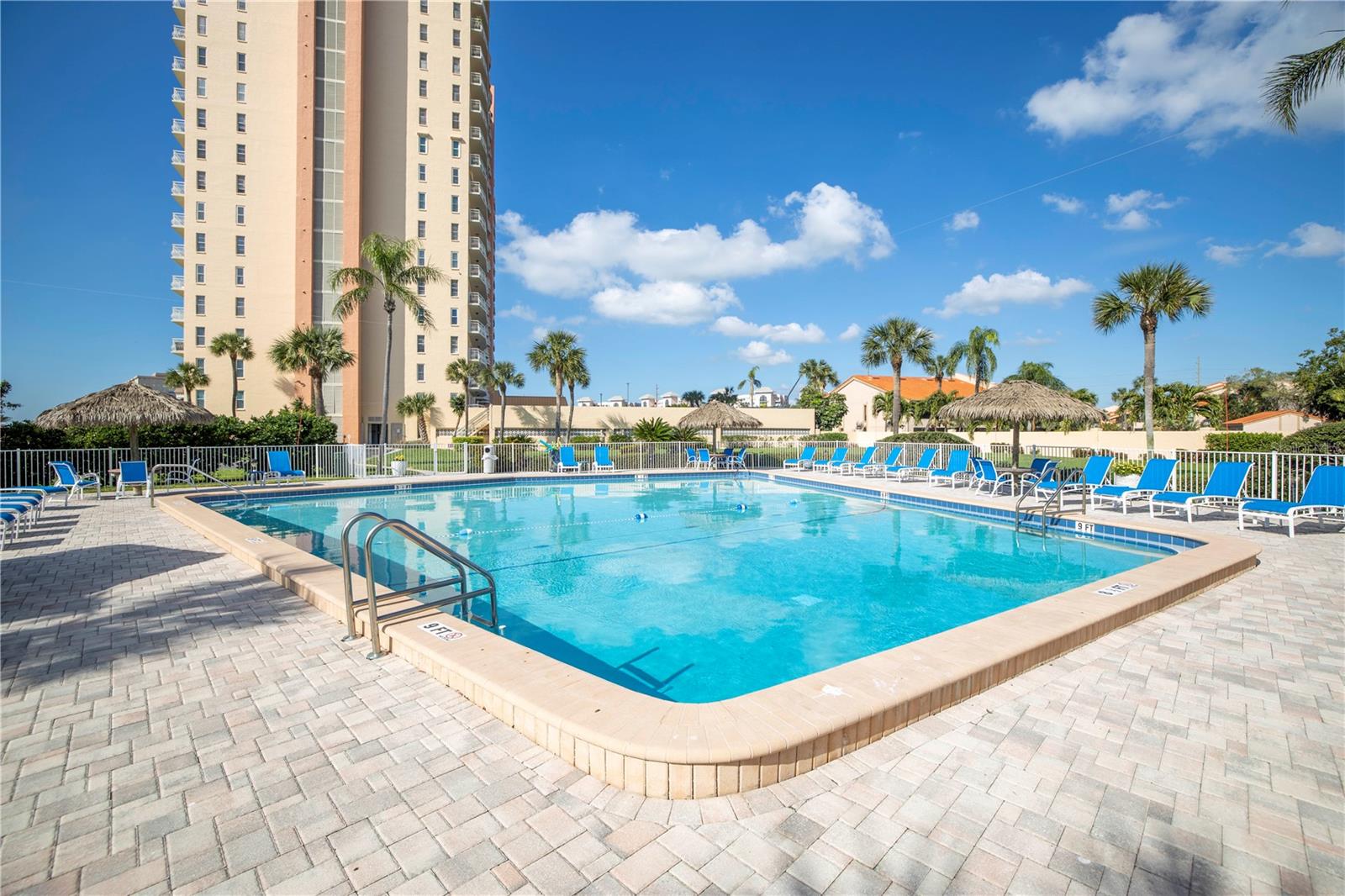 4900 BRITTANY DRIVE S 1209