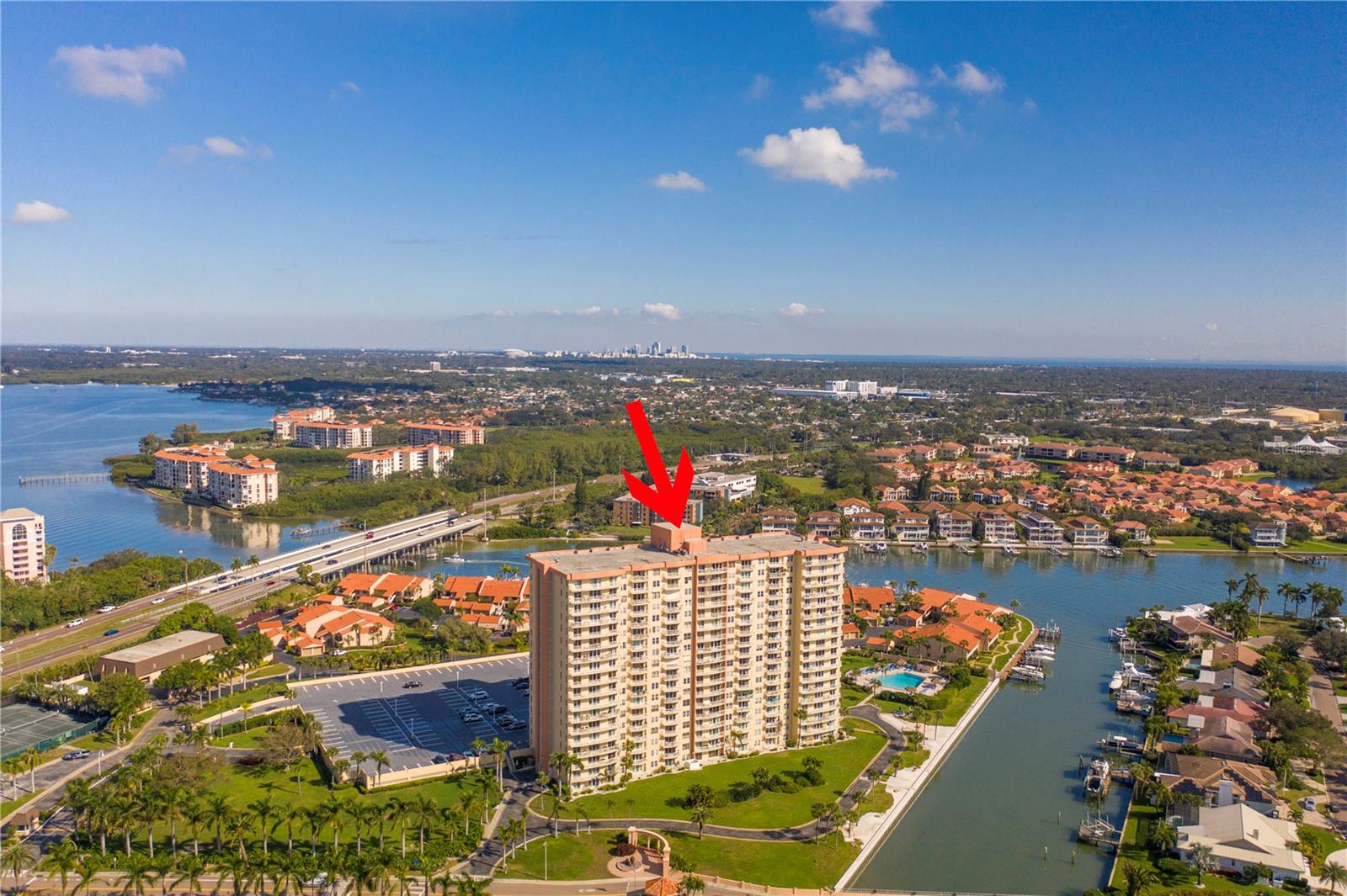 BAYWAY ISLES POINT BRITTANY SIX - Residential