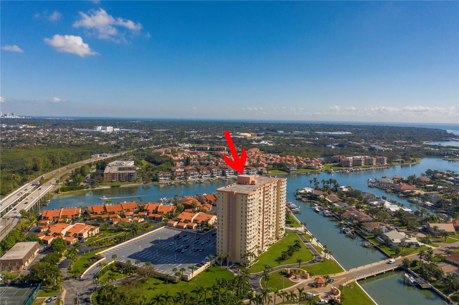 BAYWAY ISLES POINT BRITTANY SIX - Residential