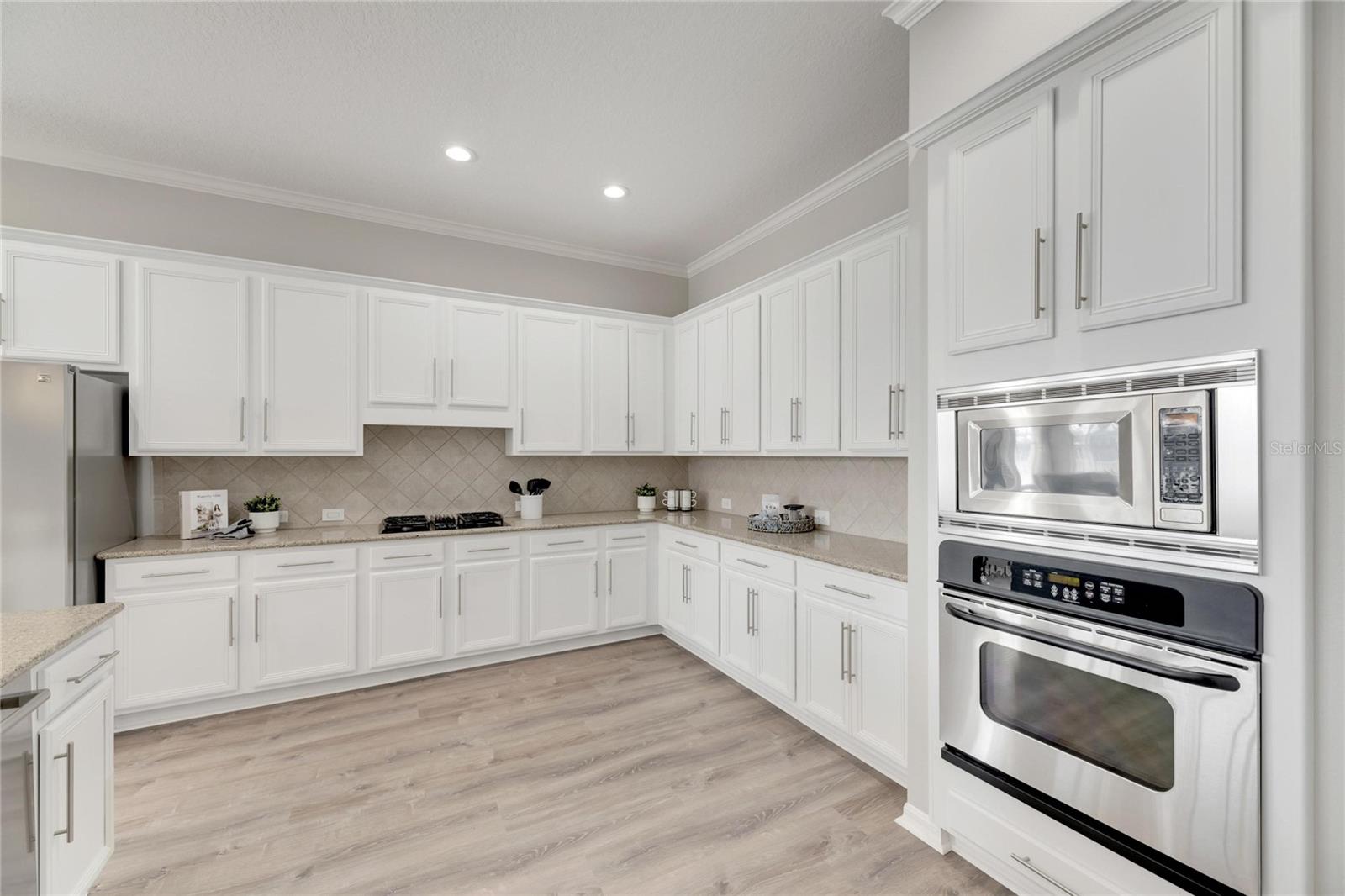 MIRABAY PH 1B-1/2A-1/3B-1 - Residential