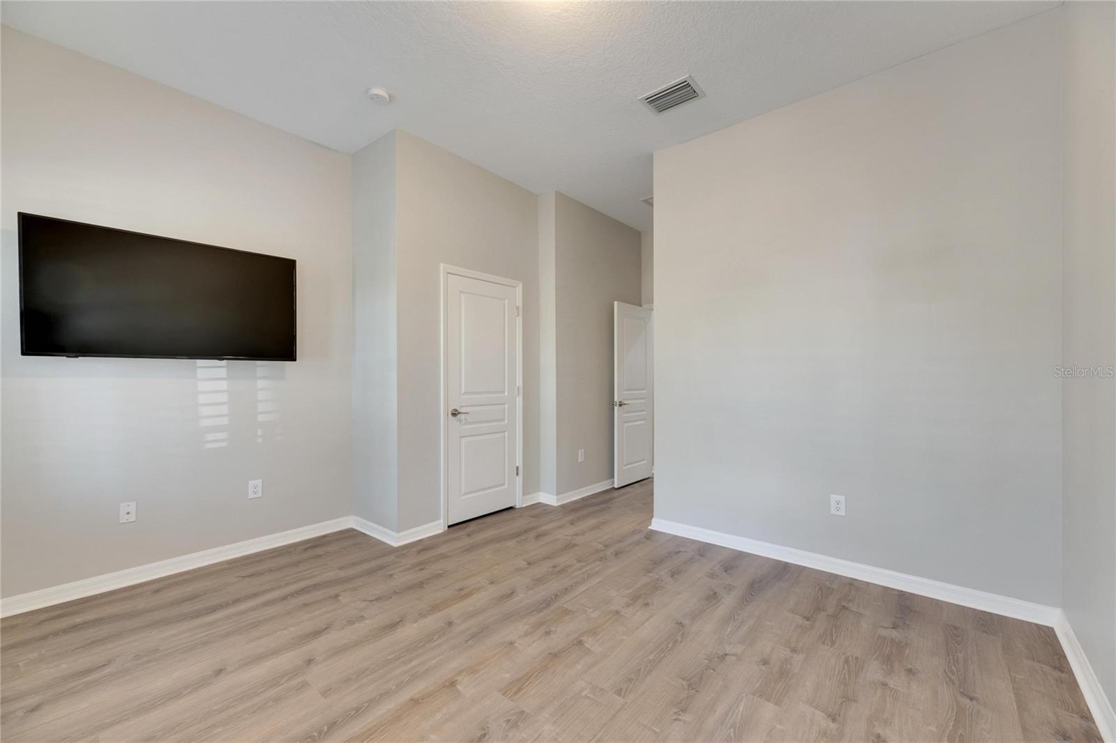 MIRABAY PH 1B-1/2A-1/3B-1 - Residential