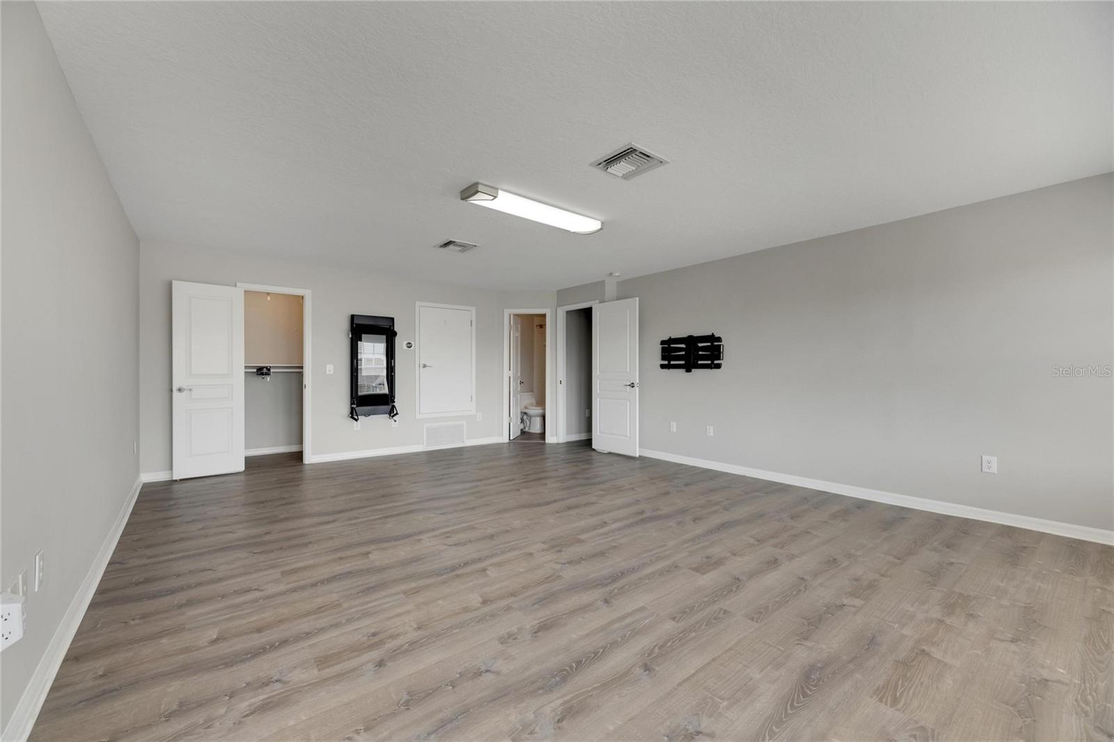 MIRABAY PH 1B-1/2A-1/3B-1 - Residential