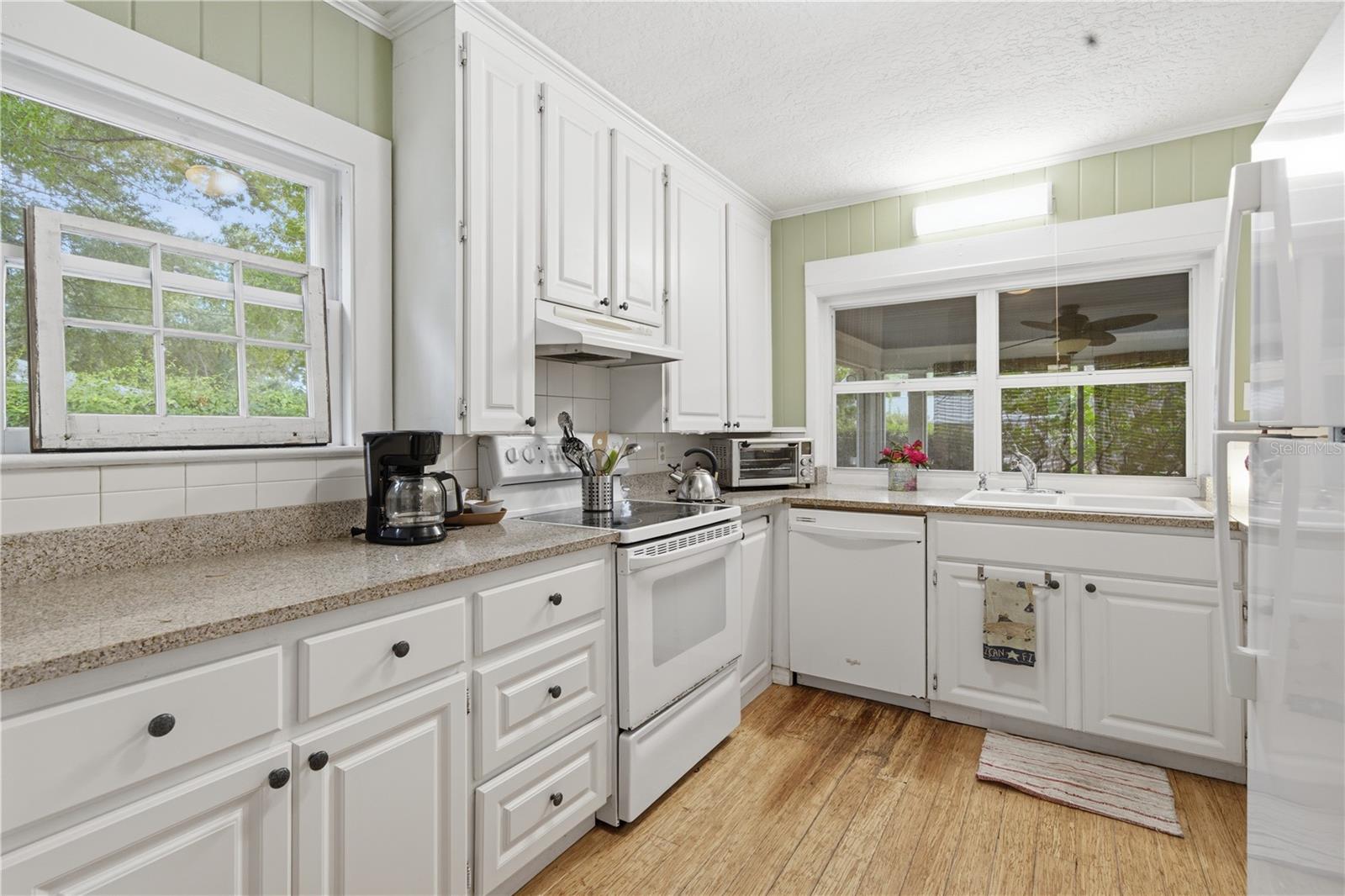 411 W 48TH STREET