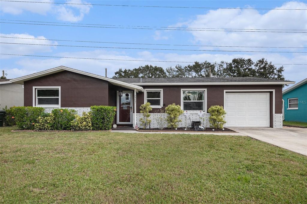Photo of 29897 69th Street N, Clearwater, FL 33761 (MLS # TB8438585)