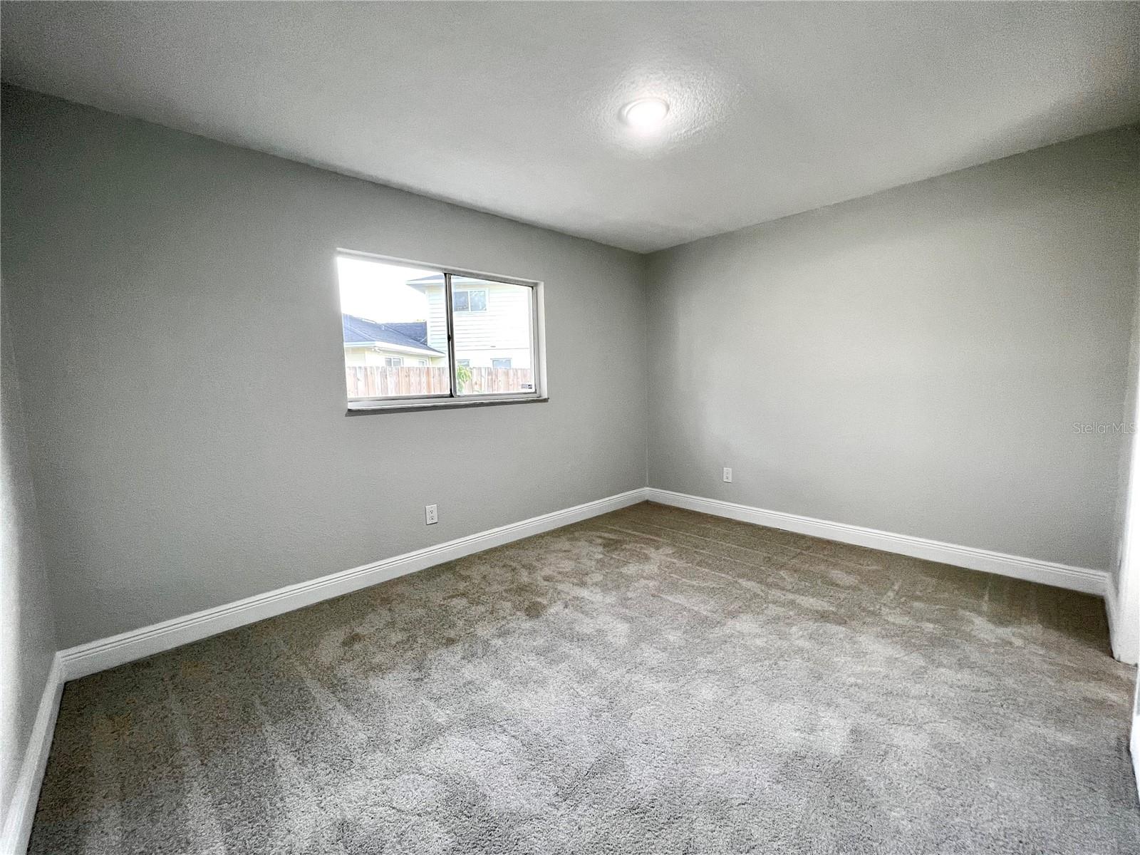 SKY LARK IN THE WOODS - Residential