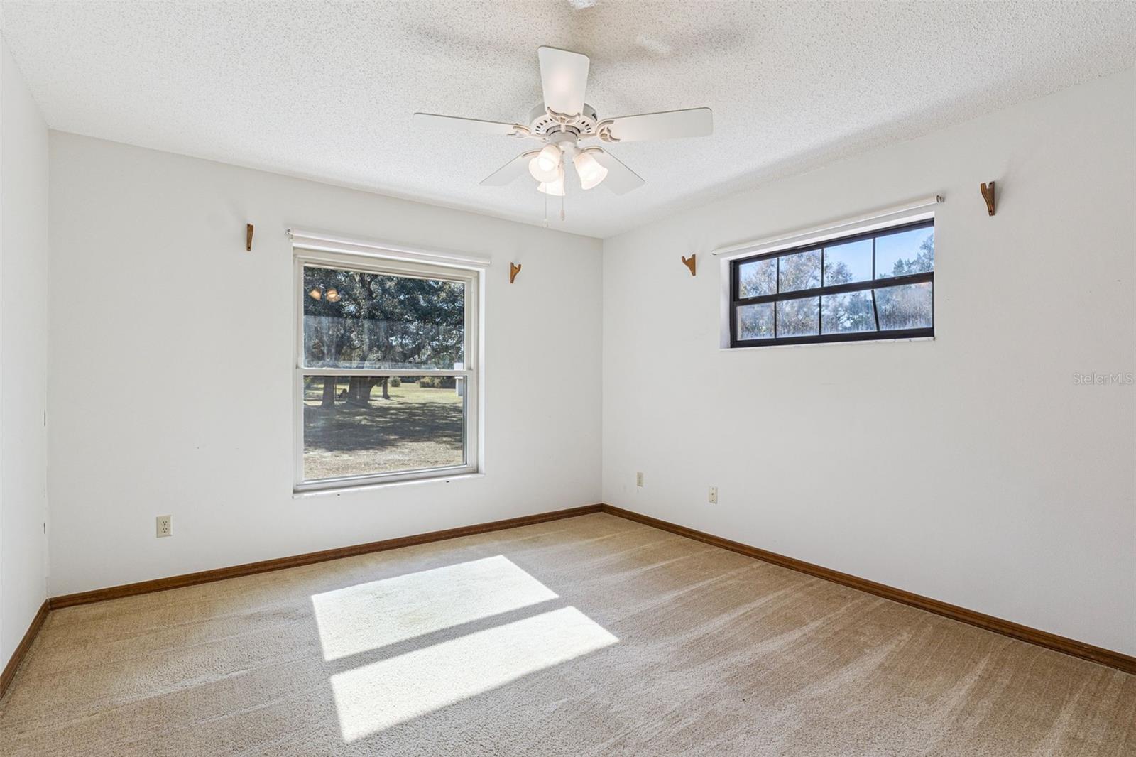 RIVER WOODS 5 ACRE DEV - Residential