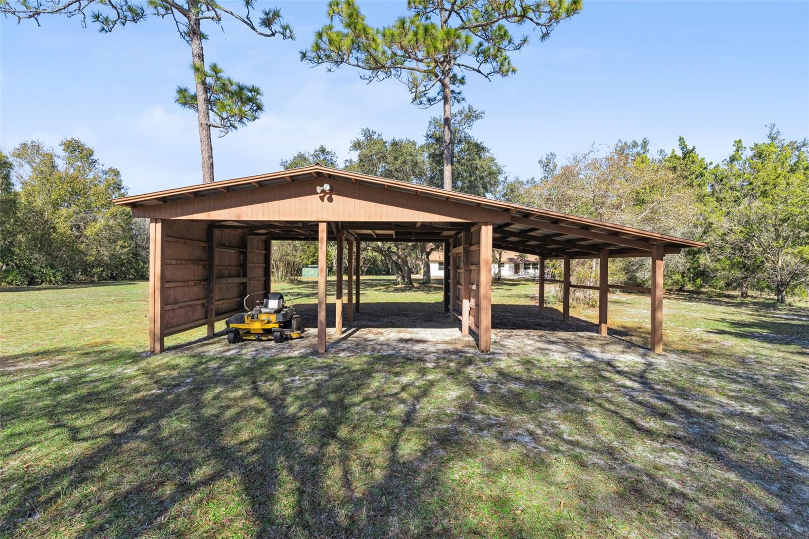 RIVER WOODS 5 ACRE DEV - Residential