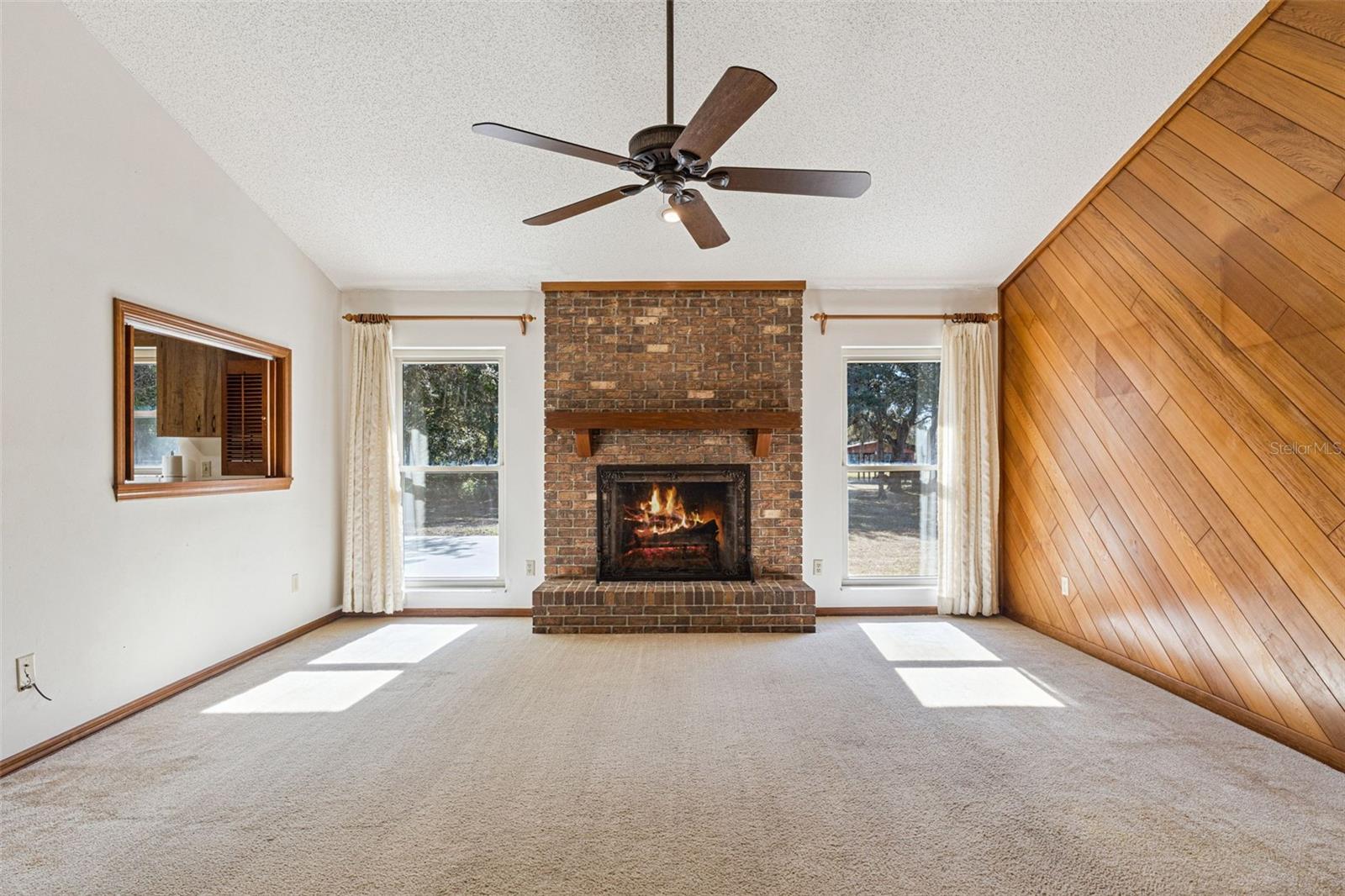 RIVER WOODS 5 ACRE DEV - Residential