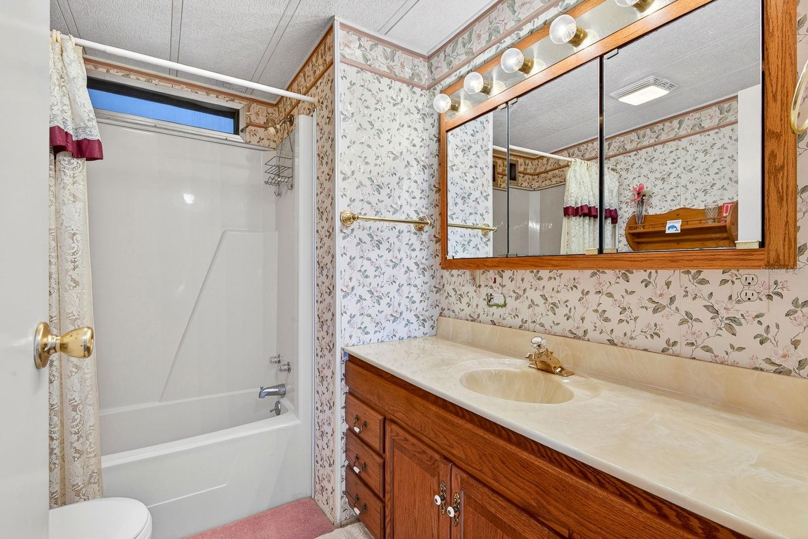 PINEY POINT HOMEOWNERS CO-OP - Residential