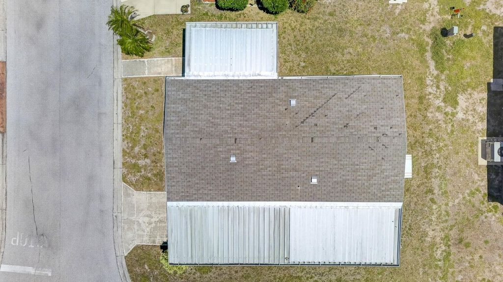 Photo of 8906 31st Avenue E, Palmetto, FL 34221 (MLS # A4692757)