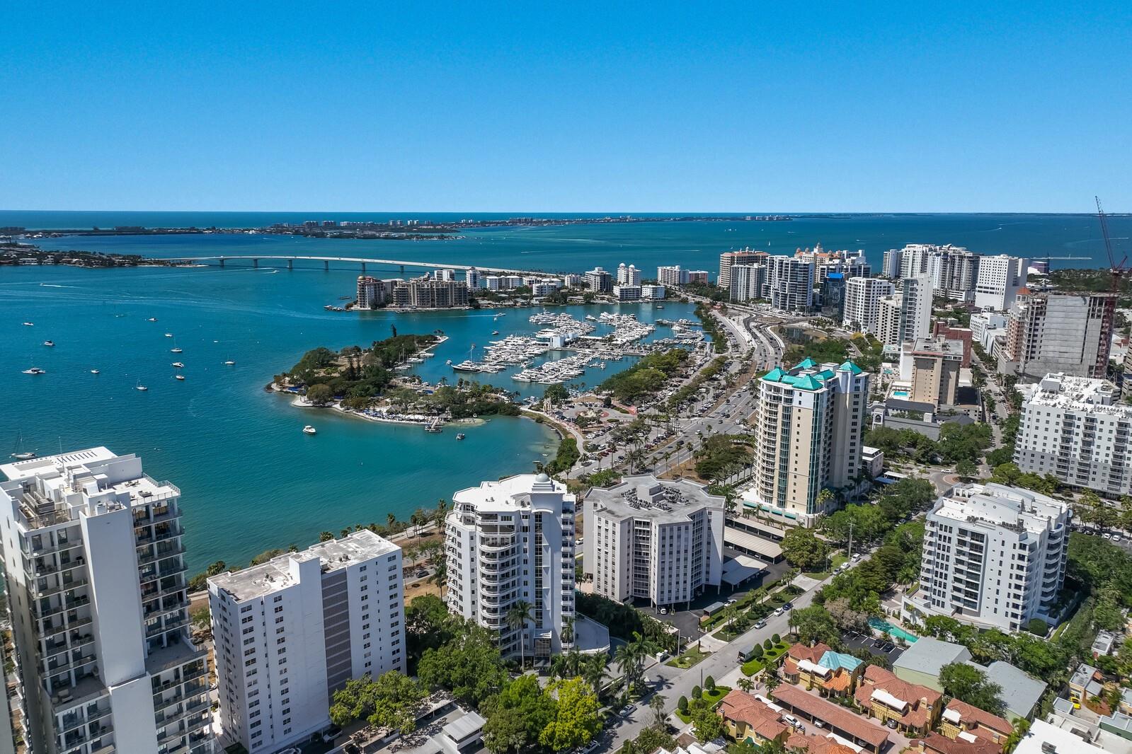 ROYAL ST ANDREW - Residential