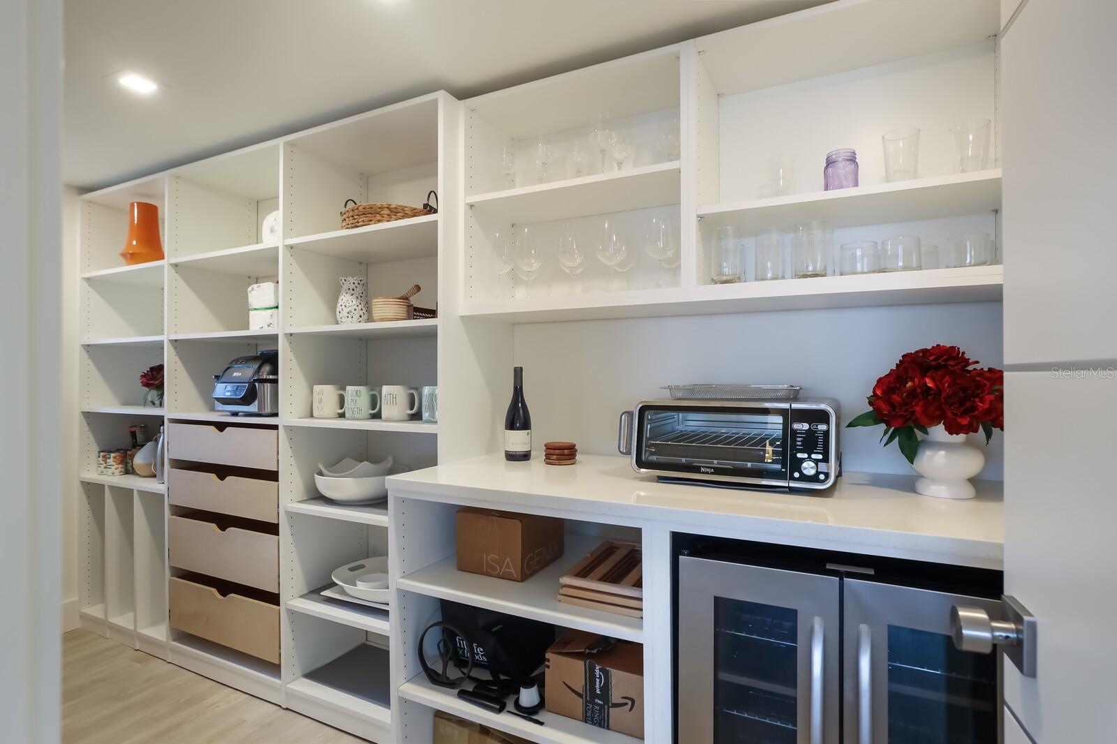 ROYAL ST ANDREW - Residential