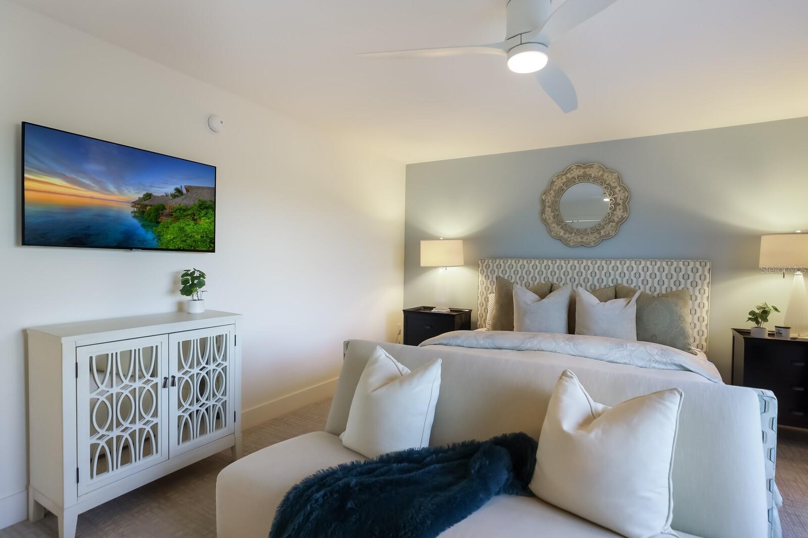 ROYAL ST ANDREW - Residential