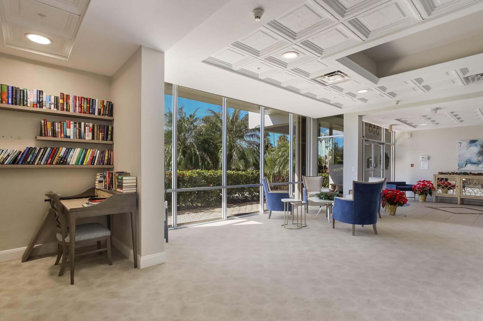 ROYAL ST ANDREW - Residential