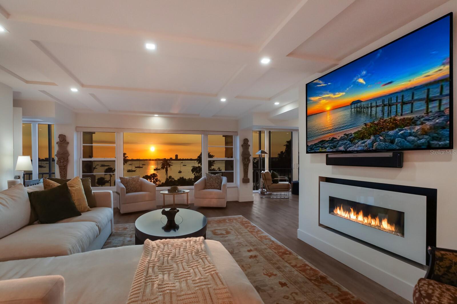 ROYAL ST ANDREW - Residential