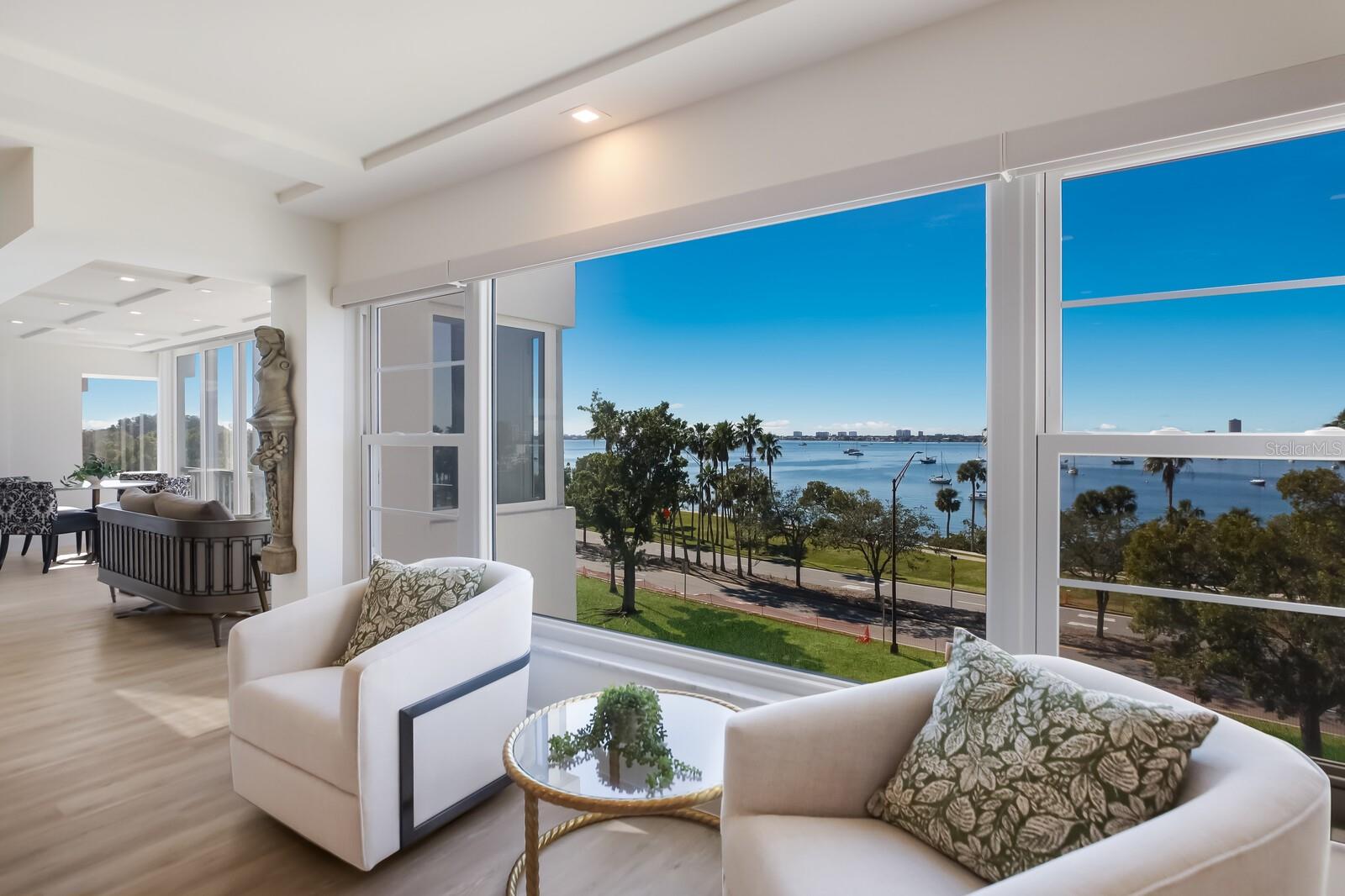 ROYAL ST ANDREW - Residential