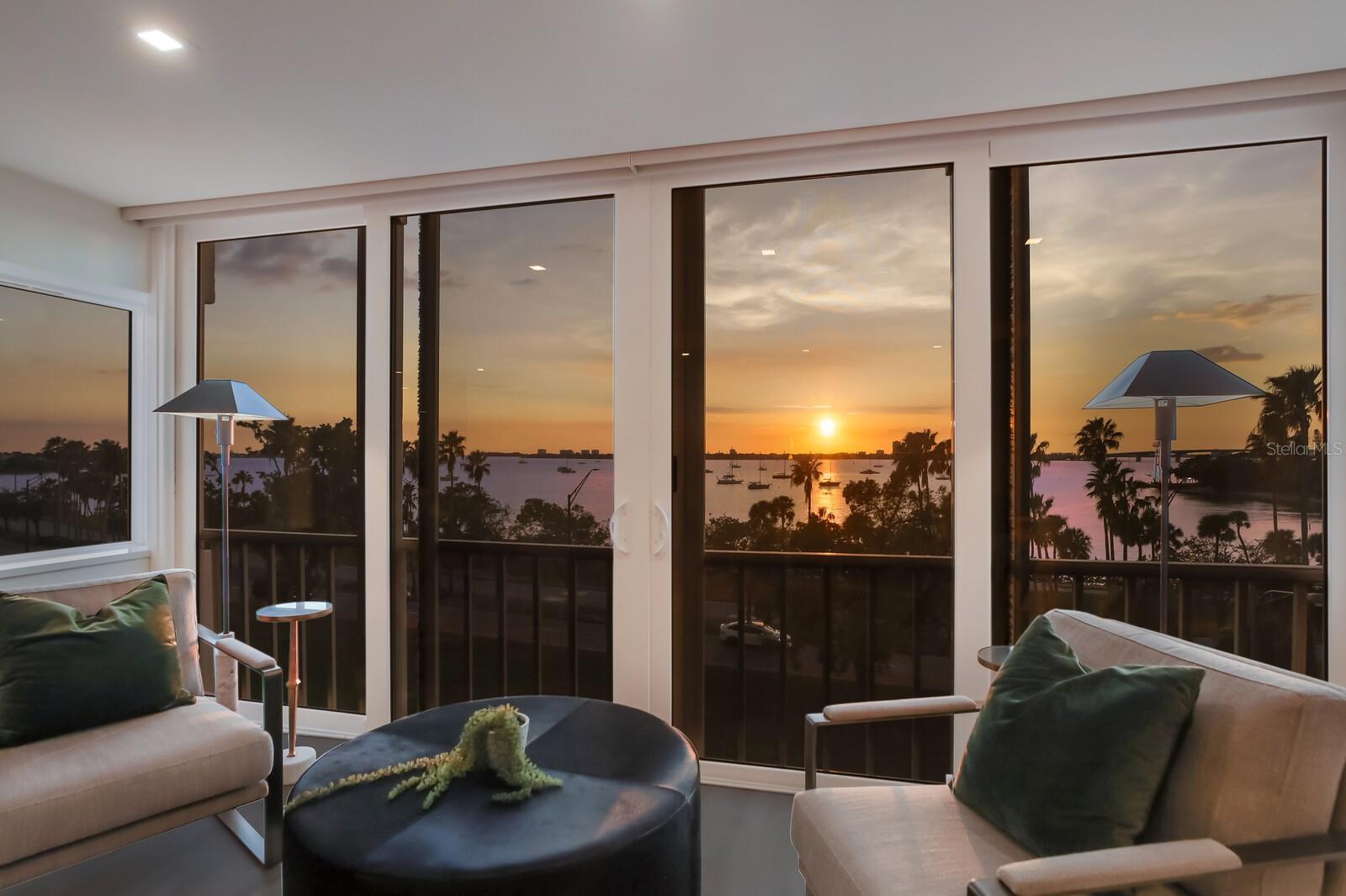 ROYAL ST ANDREW - Residential