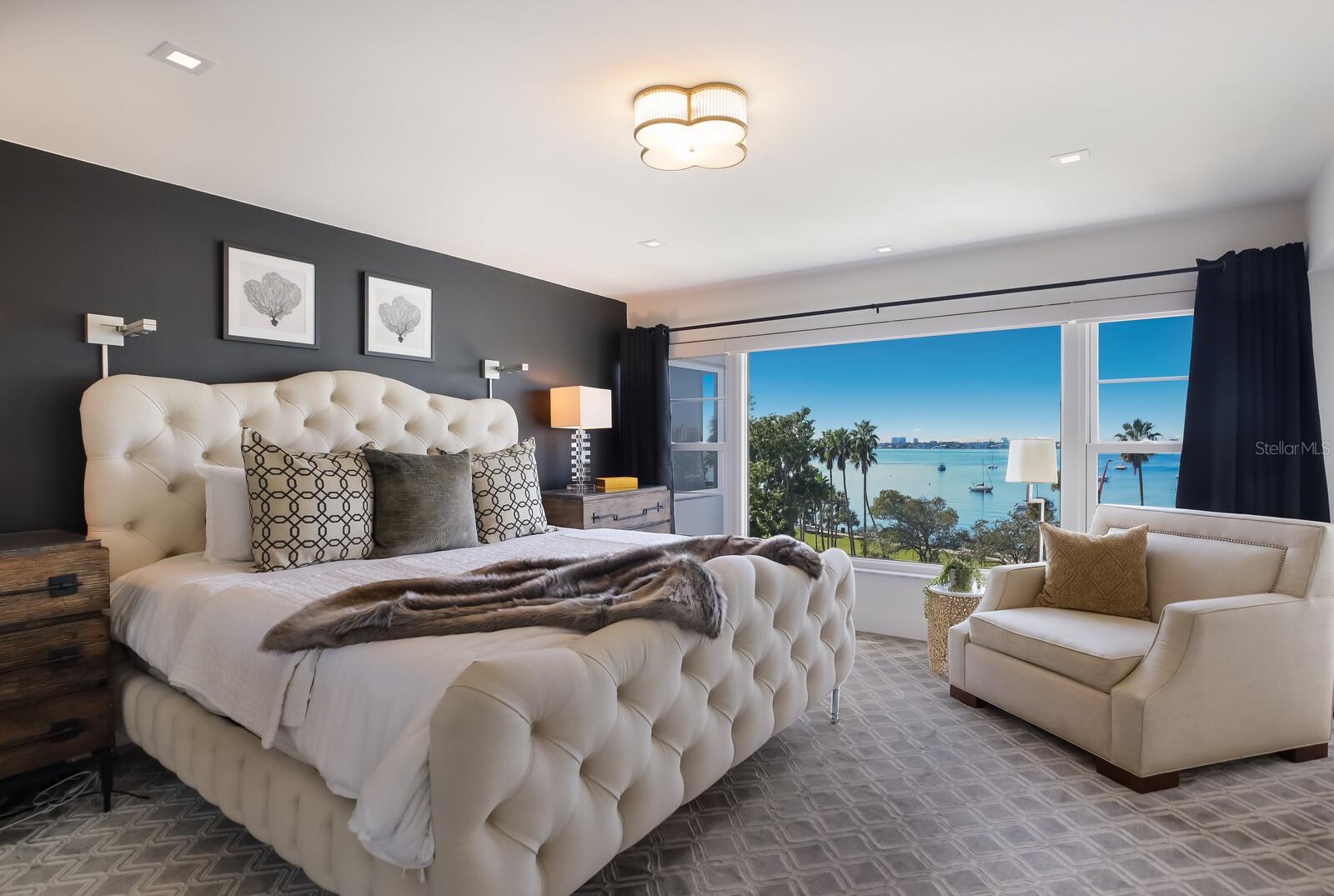 ROYAL ST ANDREW - Residential