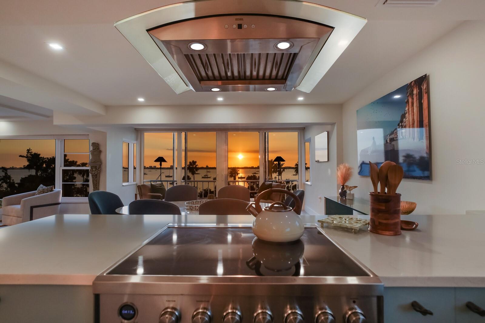 ROYAL ST ANDREW - Residential