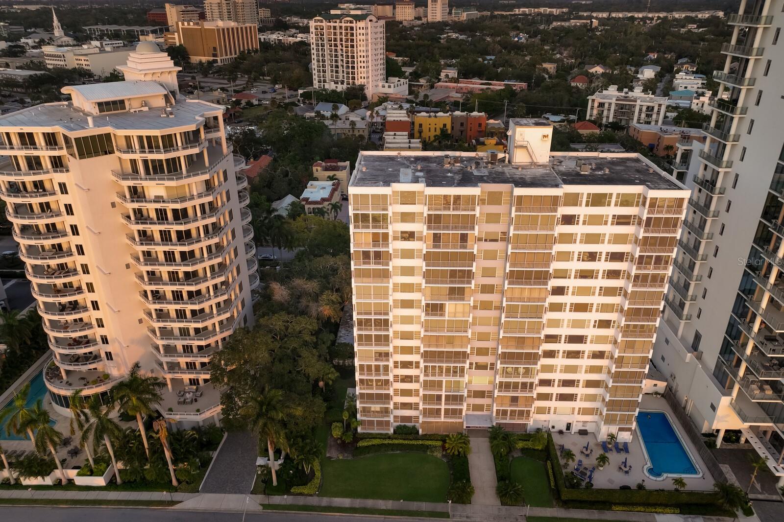 ROYAL ST ANDREW - Residential