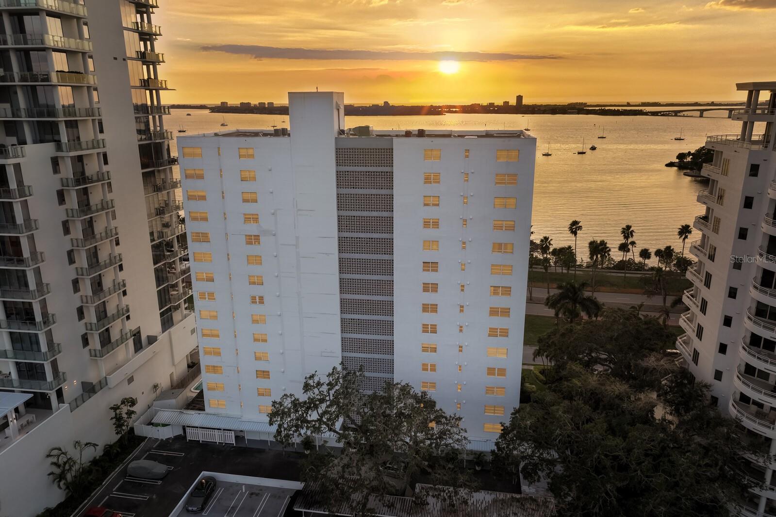 ROYAL ST ANDREW - Residential