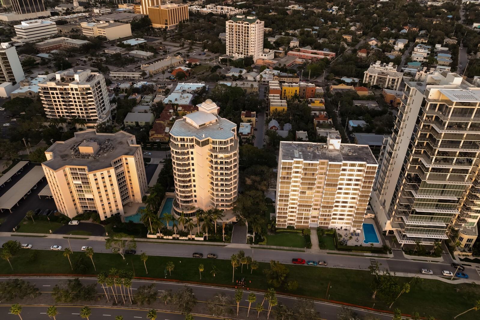 ROYAL ST ANDREW - Residential