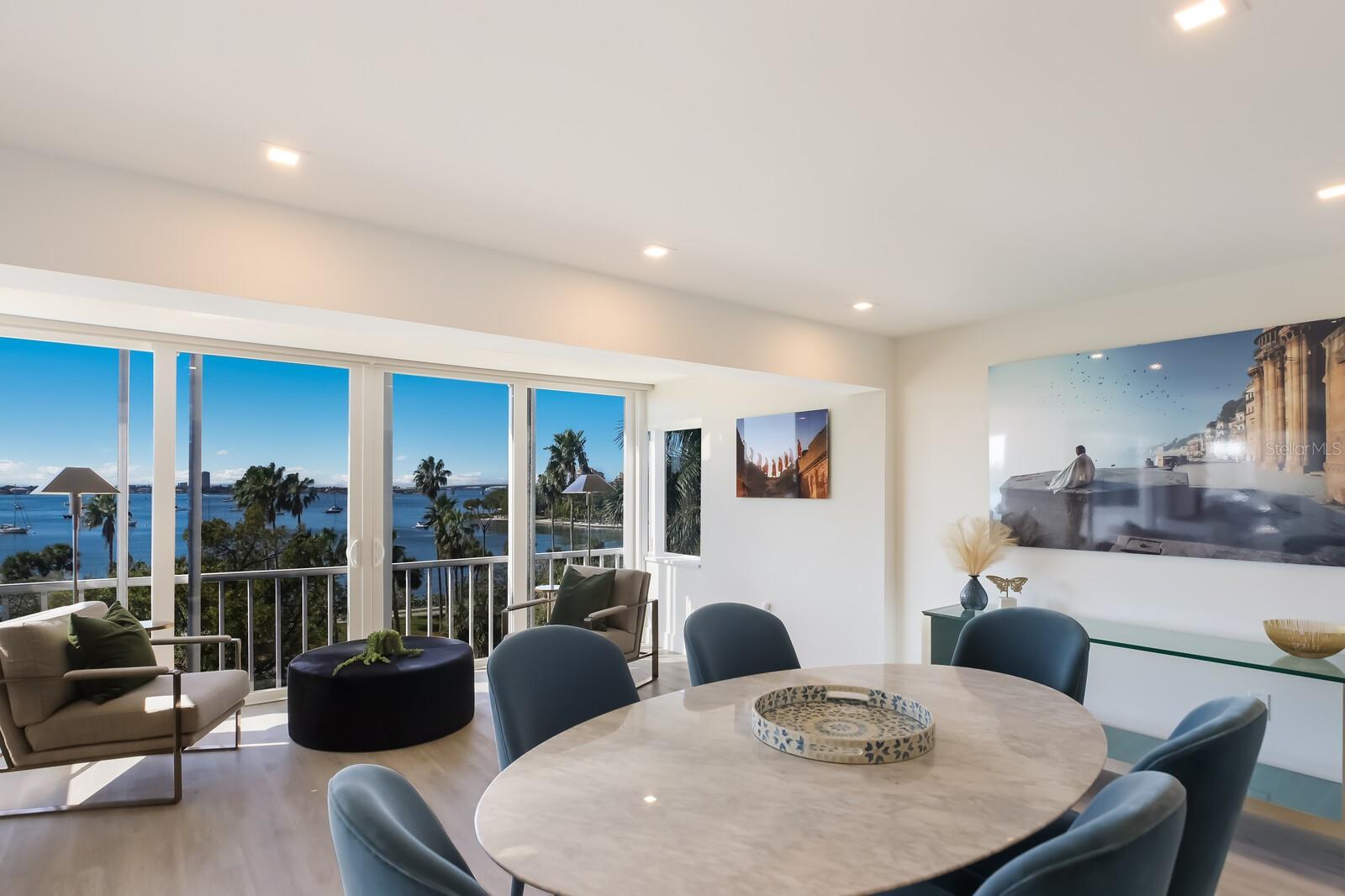 ROYAL ST ANDREW - Residential